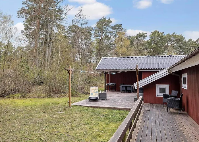 2720-nexo-strandmolleskoven-15 * Vester Somarken